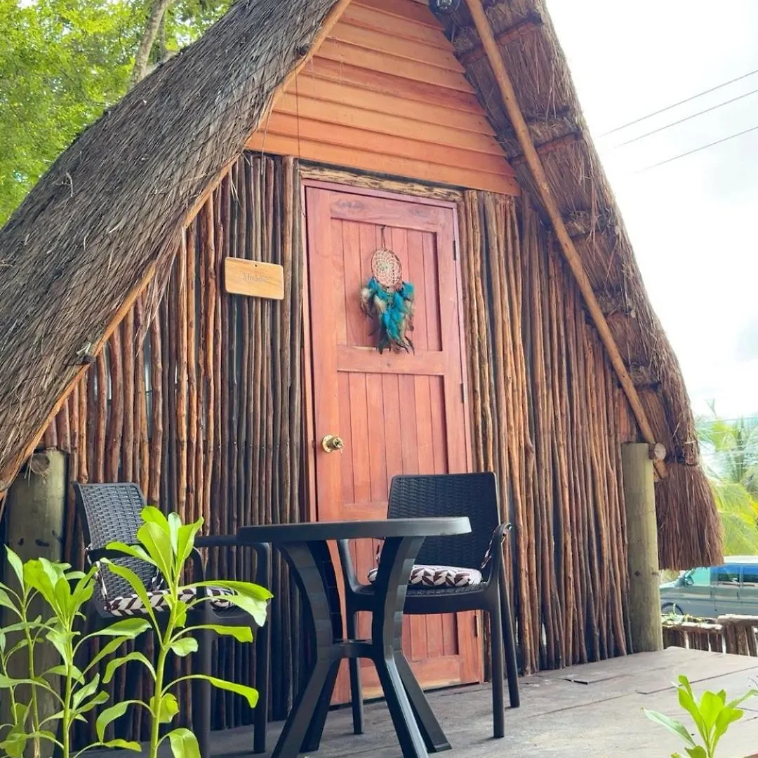 Eco-Cabanas Azul Maria Bacalar Campsite