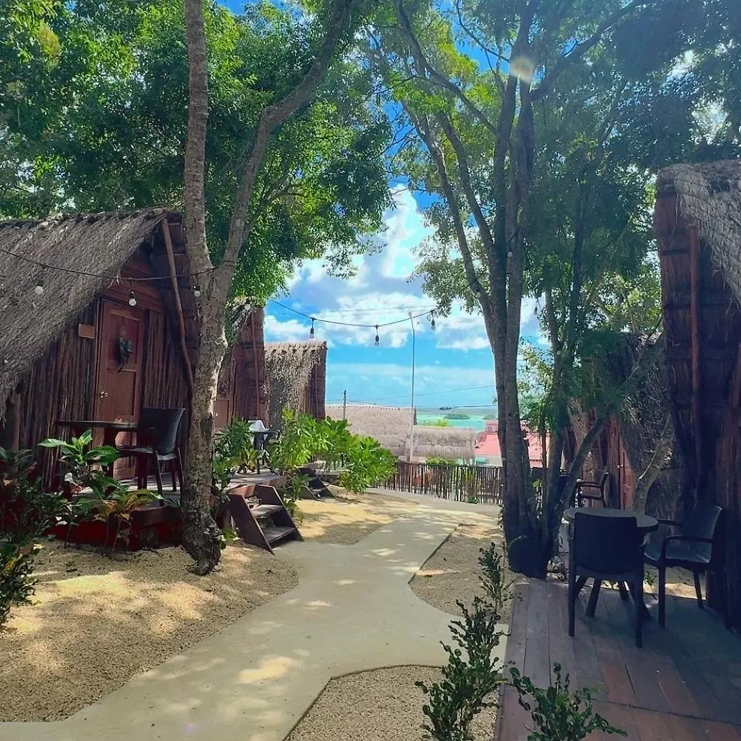 Eco-Cabanas Azul Maria Bacalar Campsite