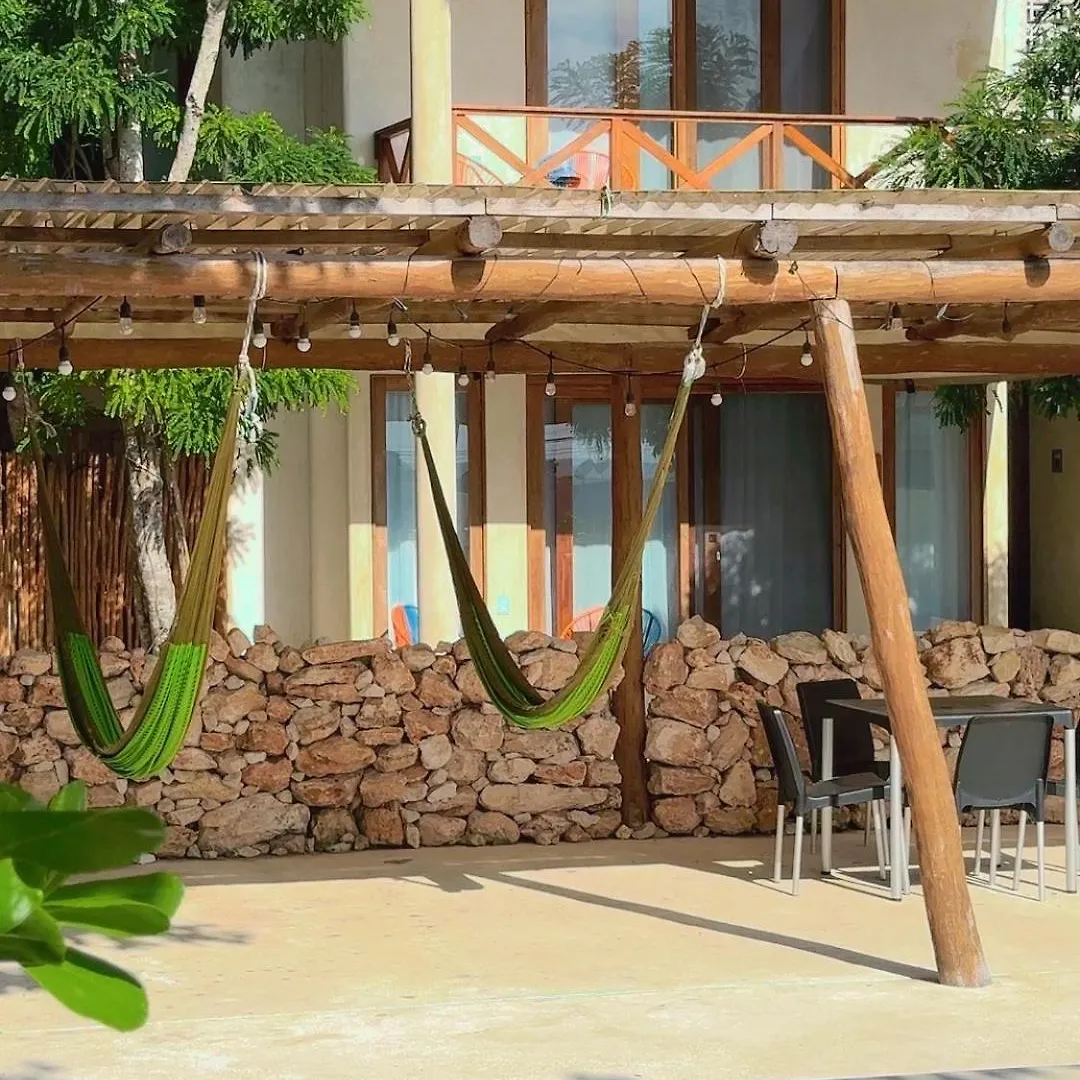 Campsite Eco-Cabanas Azul Maria Bacalar Mexico